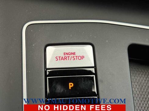 Used 2022 Volkswagen GTI SE image 44