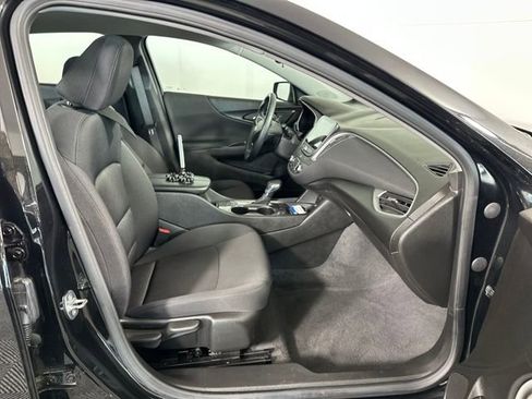 Used 2024 Chevrolet Malibu LT w/ Midnight Edition image 28
