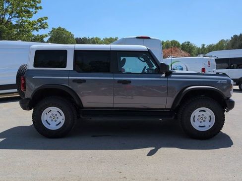 New 2026 Ford Bronco Heritage Edition AWD/4WD image 3