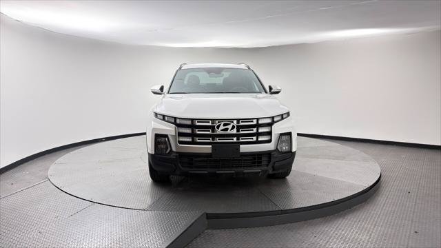Used 2025 Hyundai Santa Cruz SEL FWD image 11