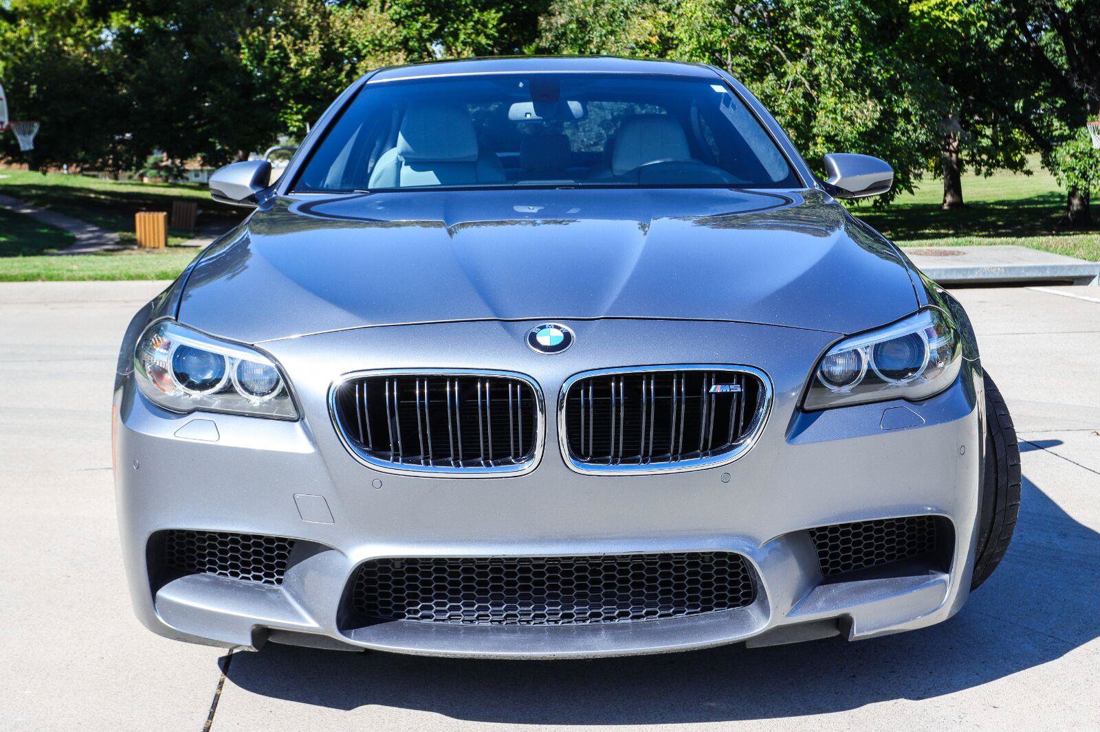 Used 2015 BMW M5 RWD image 17