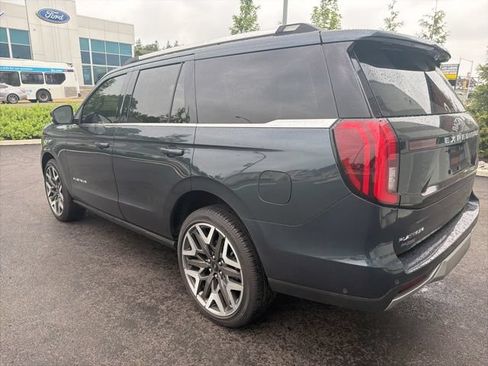 Certified 2025 Ford Expedition Platinum w/ Platinum Ultimate Package AWD/4WD image 4