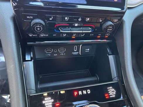 Used 2025 Jeep Grand Cherokee L Summit w/ Advanced Protech Group IV image 53