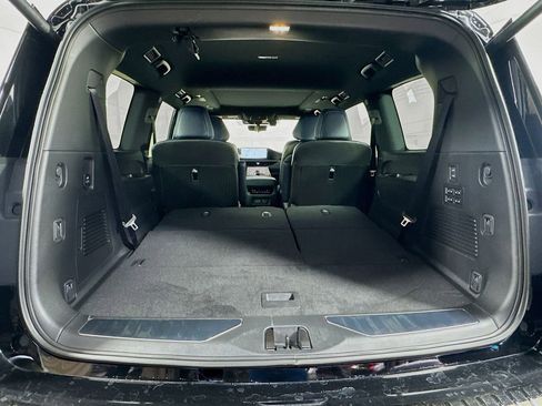 New 2026 INFINITI QX80 4WD w/ Sport Exterior Package image 33