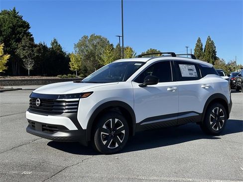 New 2026 Nissan Kicks SV w/ SV Premium Package image 3