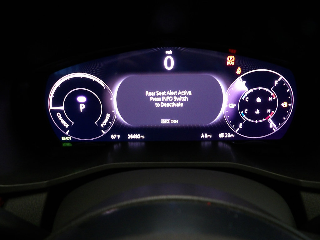 Certified 2025 MAZDA CX-70 Plug-In Hybrid w/ Premium Plus AWD/4WD image 25