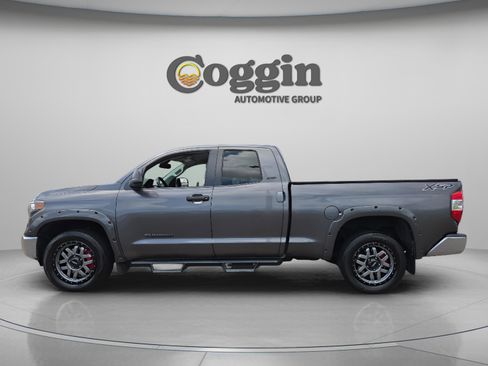 Used 2019 Toyota Tundra SR5 w/ SR5 Upgrade Package RWD image 2