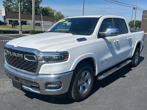 Used 2025 RAM 1500 Big Horn AWD/4WD image 1