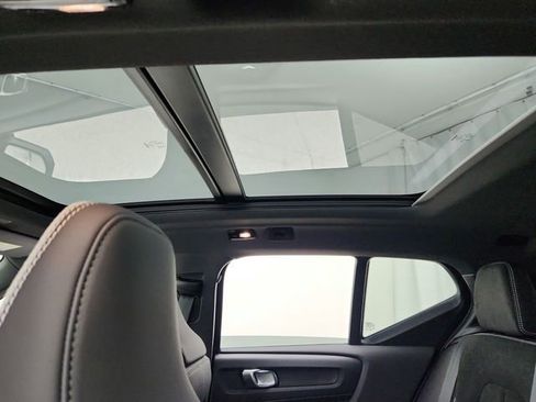 New 2026 Volvo XC40 B5 Ultra w/ Climate Package image 22