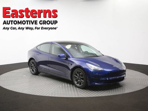 Used 2023 Tesla Model 3 Standard Range RWD image 43