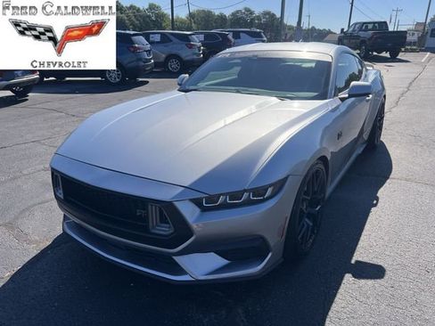 Used 2024 Ford Mustang Premium RWD image 1