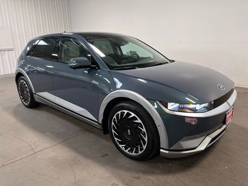 Used 2024 Hyundai Ioniq 5 Limited image 1
