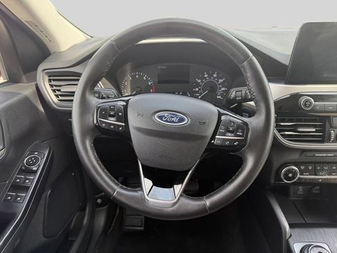 Used 2022 Ford Escape SE w/ Cold Weather Package image 13
