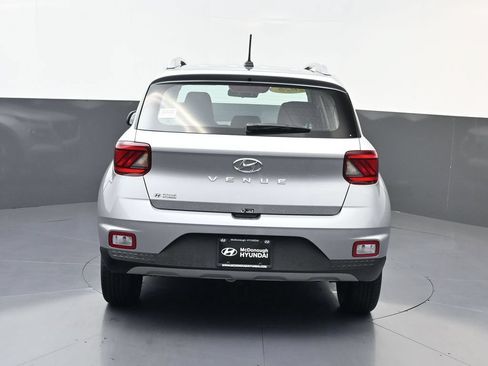 Certified 2026 Hyundai Venue SEL FWD image 5