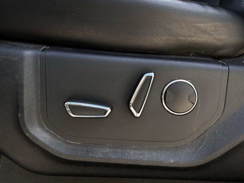 Used 2019 Ford F250 Lariat w/ Lariat Ultimate Package image 26