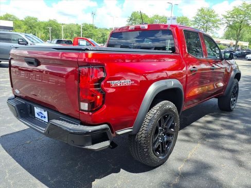 Used 2024 Chevrolet Colorado Trail Boss w/ Advanced Trailering Package AWD/4WD image 7
