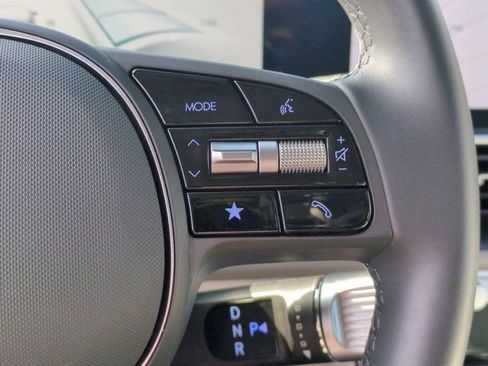 Used 2023 Hyundai Ioniq 6 SEL image 18