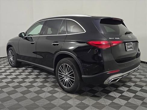 Certified 2023 Mercedes-Benz GLC 300 GLC 300 image 3