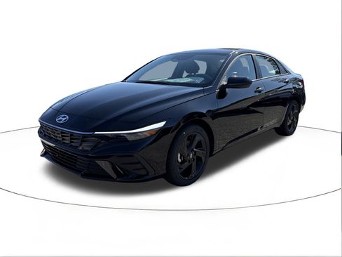 New 2026 Hyundai Elantra Sport image 7