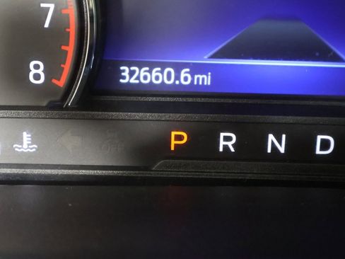 Used 2022 Ford Explorer XLT w/ Equipment Group 202A image 42