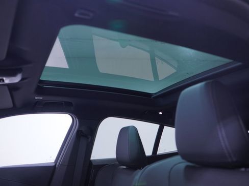 New 2026 BMW X2 xDrive28i w/ Technology Package image 8