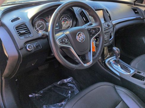 Used 2014 Buick Regal image 16