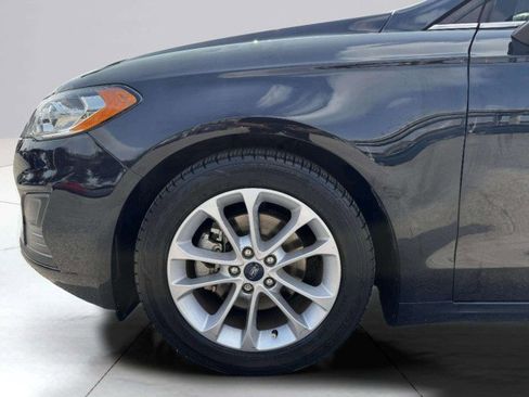 Used 2020 Ford Fusion SE image 48