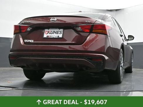 Used 2024 Nissan Altima 2.5 SV image 49