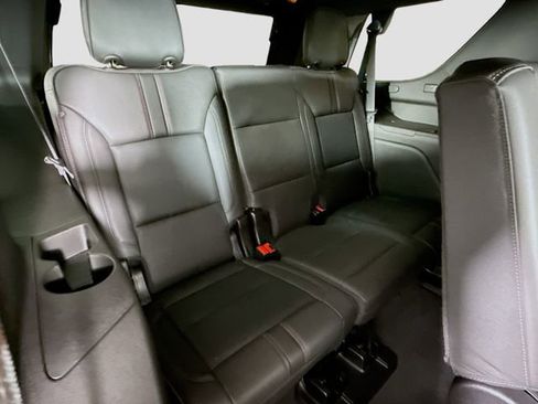 Used 2024 Chevrolet Tahoe RST w/ Luxury Package AWD/4WD image 27