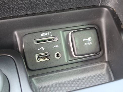 Certified 2018 Jeep Cherokee Latitude AWD/4WD image 23