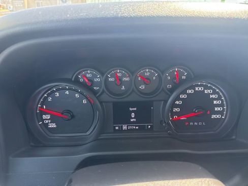 Used 2022 Chevrolet Silverado 1500 Custom Trail Boss image 18