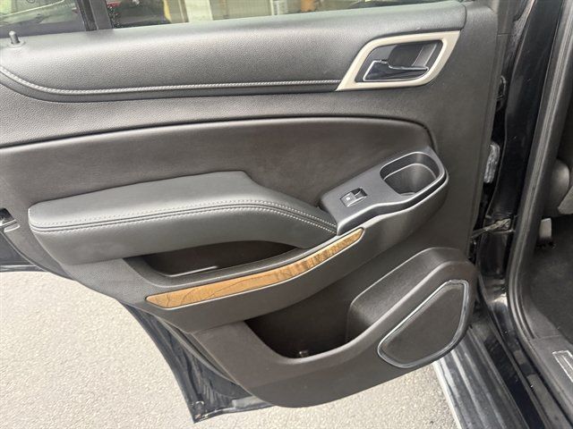 Used 2018 GMC Yukon Denali w/ Open Road Package AWD/4WD image 37