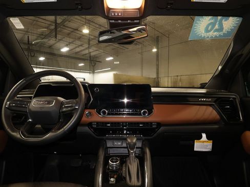 Certified 2026 GMC Canyon AT4 w/ Technology Plus Package image 28