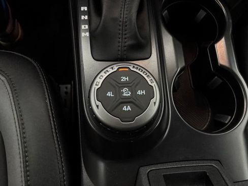 Used 2024 Ford Bronco Everglades AWD/4WD image 33