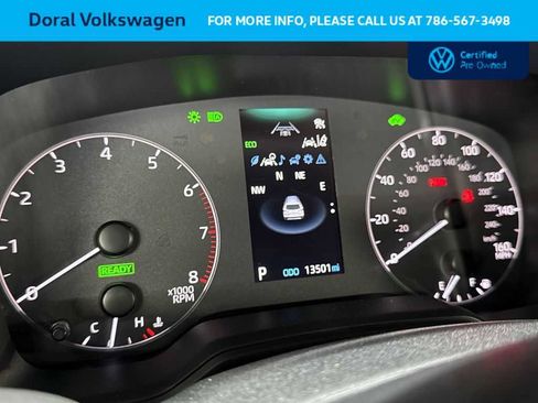 Used 2024 Toyota Corolla Cross SE image 16