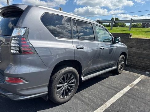 Used 2023 Lexus GX 460 Premium AWD/4WD image 14