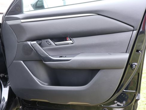 Certified 2025 MAZDA CX-50 2.5 Hybrid w/ Preferred Pkg image 9