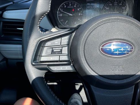 Used 2025 Subaru Forester Premium AWD/4WD image 23