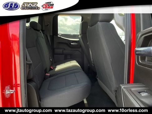 Used 2020 Chevrolet Silverado 1500 Custom w/ Custom Value Package AWD/4WD image 12