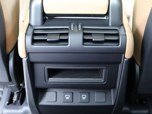 Certified 2025 Land Rover Defender 110 S AWD/4WD image 25