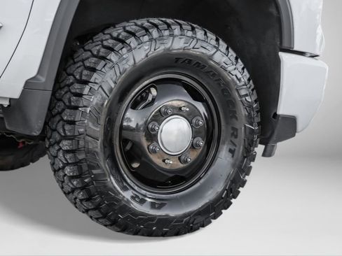 Used 2024 Chevrolet Silverado 3500 High Country w/ High Country Premium Package AWD/4WD image 54