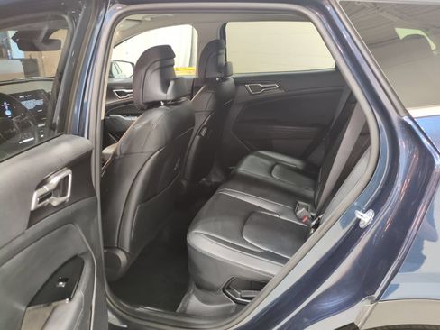 Certified 2023 Kia Sportage EX AWD/4WD image 14