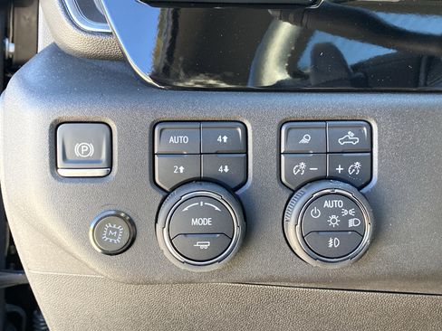 Used 2024 Chevrolet Silverado 1500 RST w/ All Star Edition Plus image 32