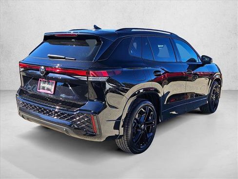 New 2026 Volkswagen Tiguan SE R-Line image 2