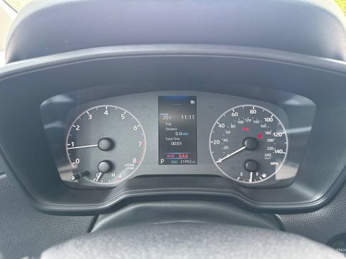 Used 2025 Toyota Corolla Cross LE AWD/4WD image 16