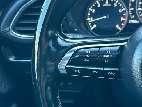 Used 2025 MAZDA MAZDA3 2.5 S Hatchback w/ Premium Pkg image 37