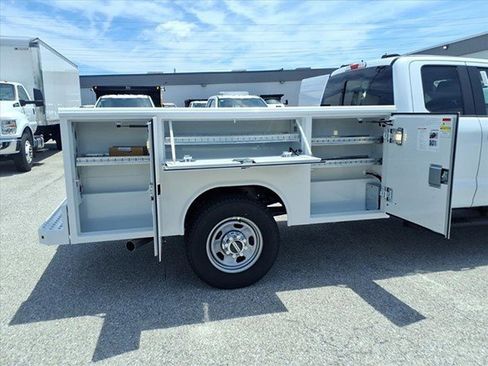 New 2026 Ford F350 XL w/ XL Chrome Package AWD/4WD image 5