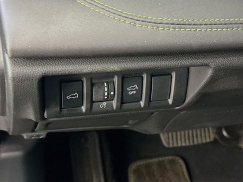 Used 2025 Subaru Outback Onyx Edition AWD/4WD image 17