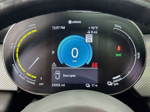 Used 2024 MINI Cooper SE FWD image 18
