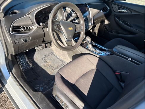 Used 2022 Chevrolet Malibu LT image 14